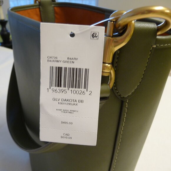 Coach Dakota Bucket Bag - Army Green NWT - Picture 8 of 15